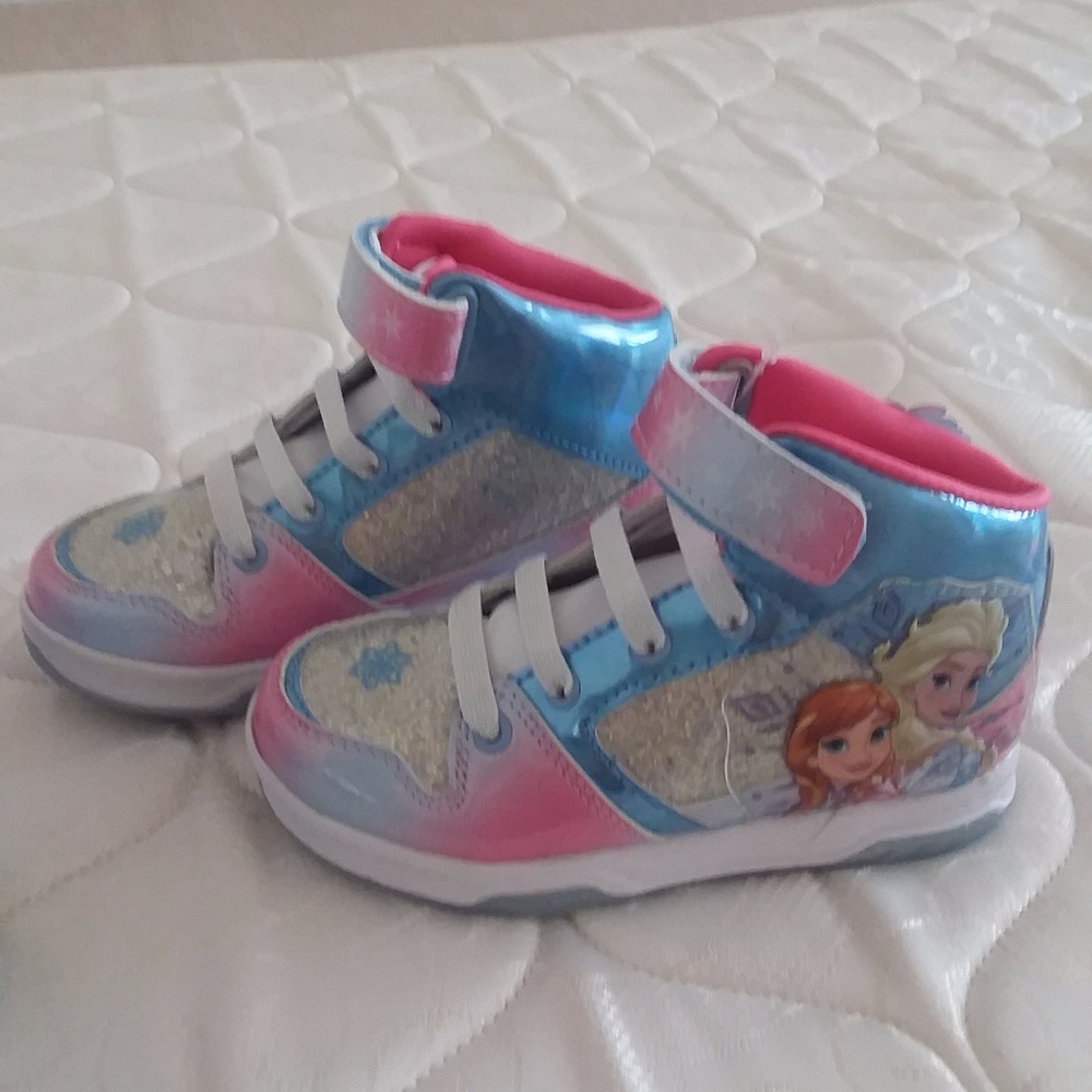 NWT toddler girl elsa shoes