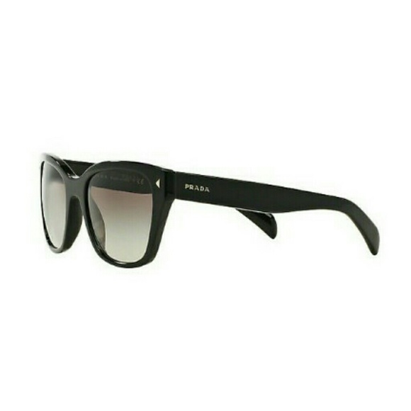❌SOLD❌ NWT Prada Black Frame Sunglasses - Picture 2 of 8