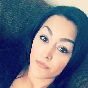 Meet your Posher, Erika