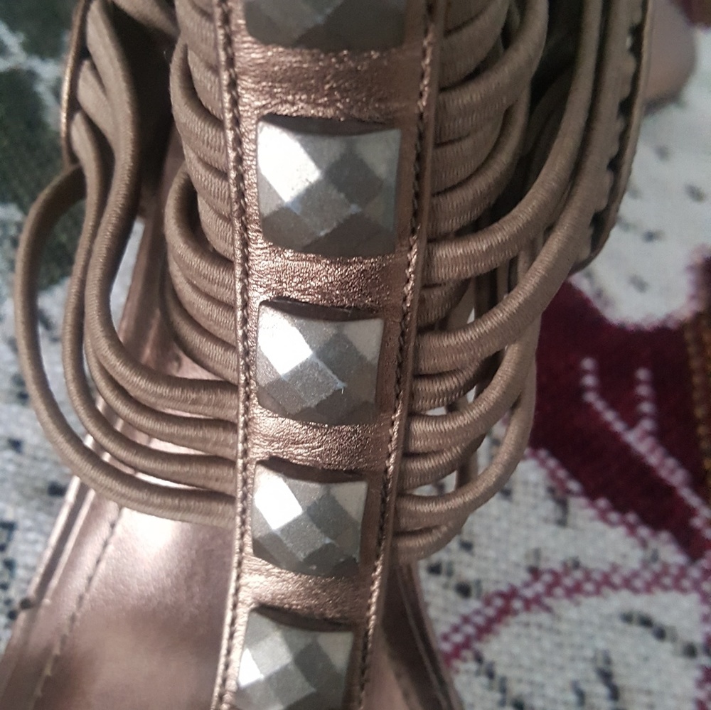 Bronze heels - Picture 3 of 4