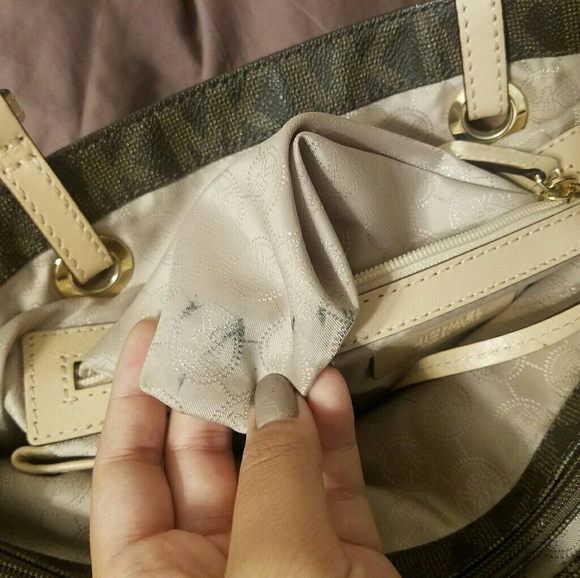 SOLD Authentic Michael Kors Large Tote - Picture 3 of 4