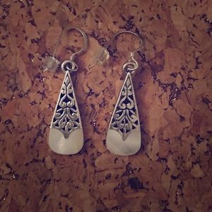 SS 925 w/Mother of pearl earrings...beautiful!