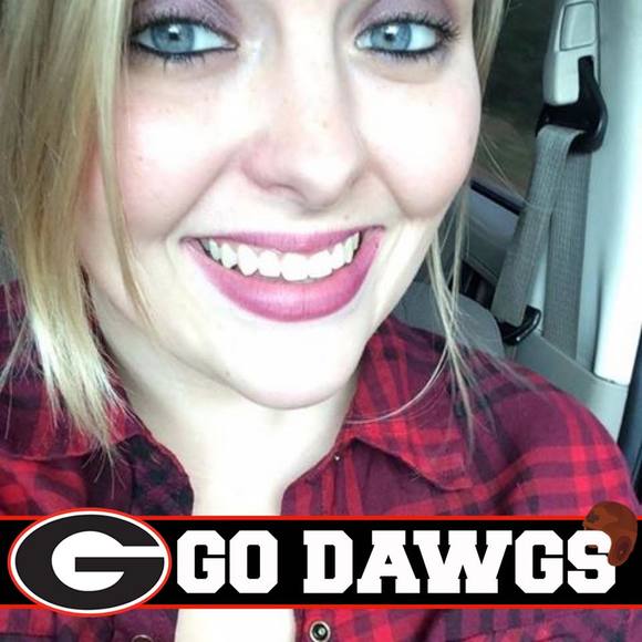 Meet your Posher, Macy - Picture 1 of 1