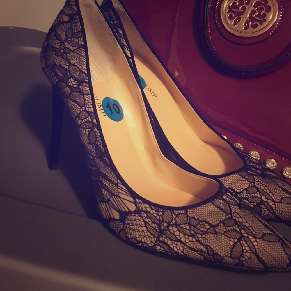 Ivanka Trump lace heels new