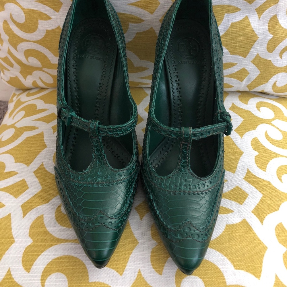Tory Burch green pumps