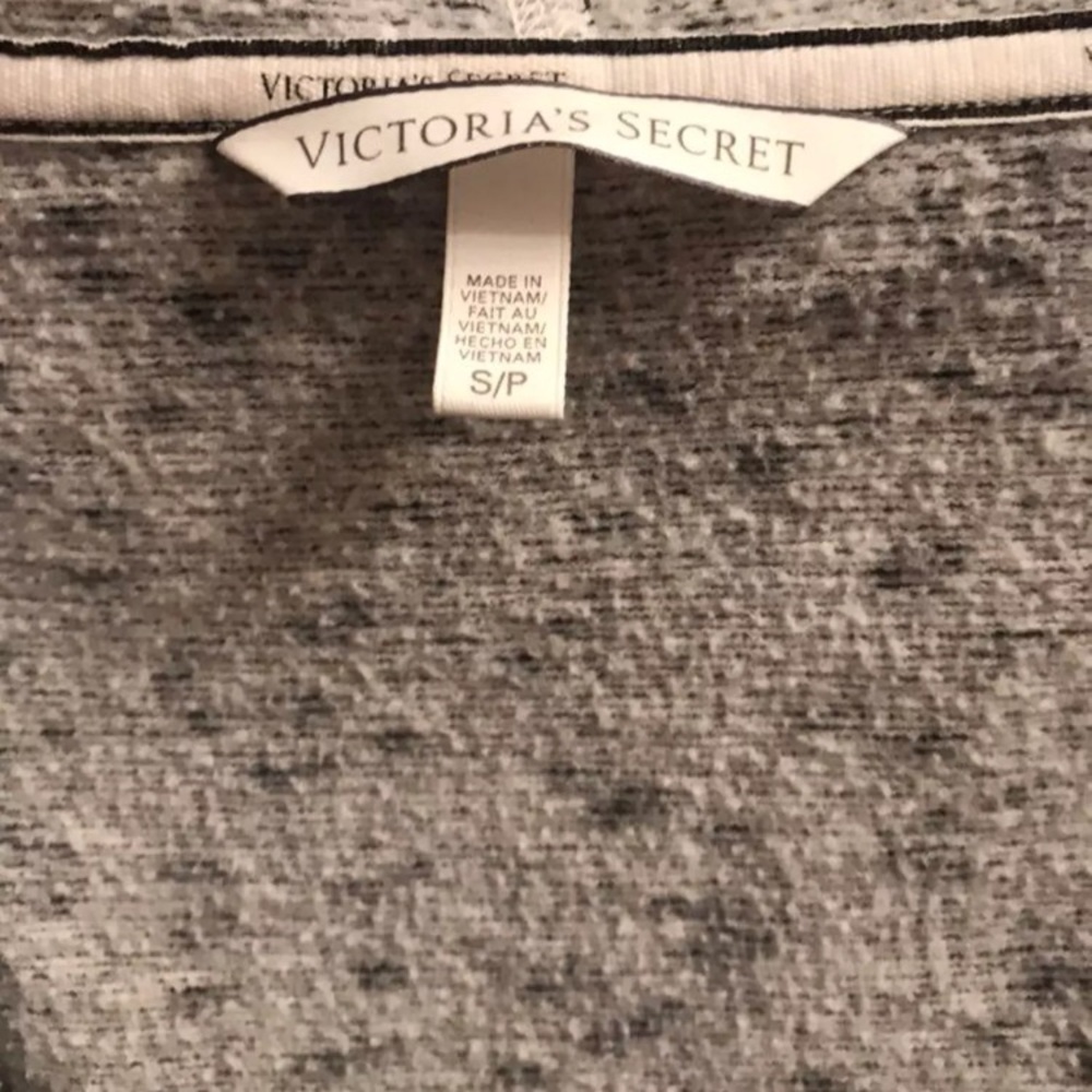 Pink/Victoria Secret sweater - Picture 3 of 3