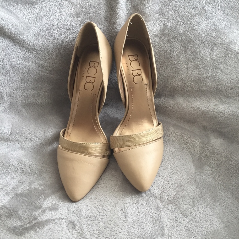 BCBG Paris Jalina nude and gold pump