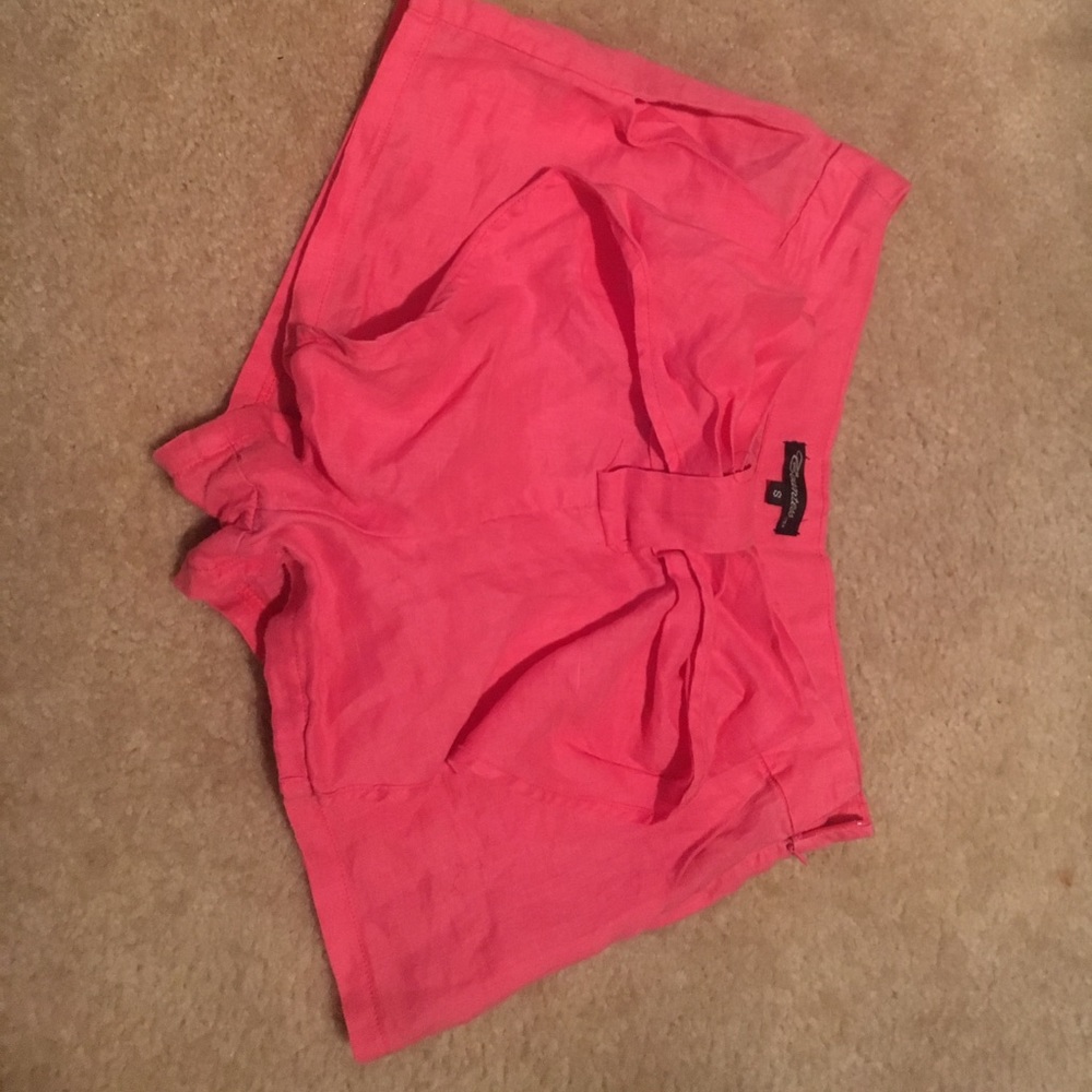 Bow front Countess shorts