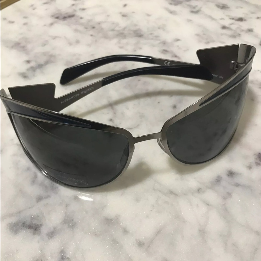 Alexander McQueen sunglasses