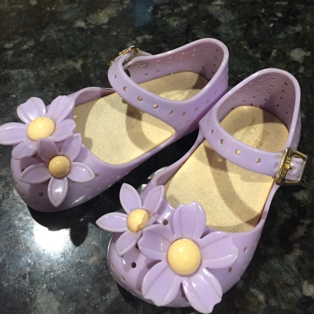Mini Melissa purple flower ❤.  Used condition