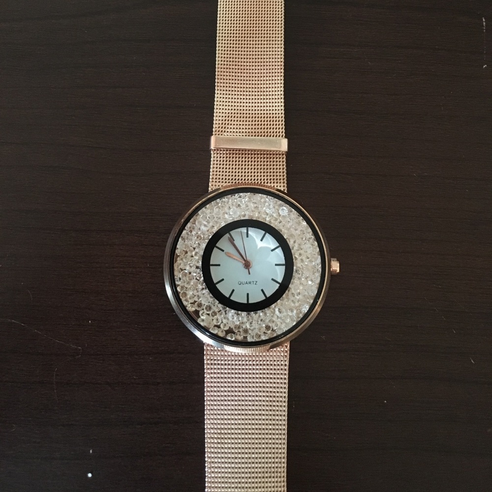 ✨HP✨Stainless Steel Sparkle Quartz Watch - Picture 4 of 4