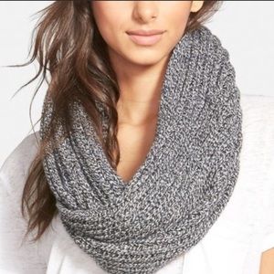 Madewell marled infinity scarf black and white