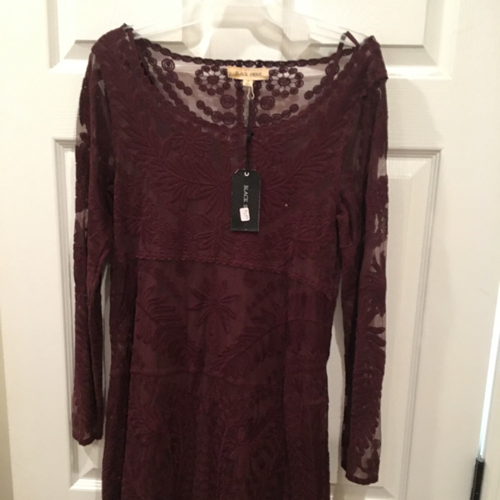 NWT: Maroon lace dress