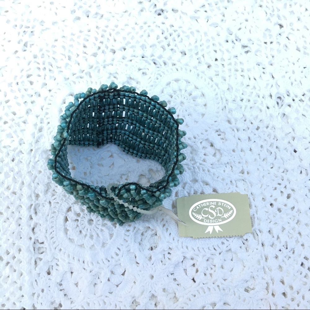 Aqua Bracelet & Earring Set 🌊 - Picture 5 of 8
