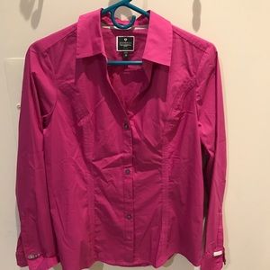 Express essential shirt size medium