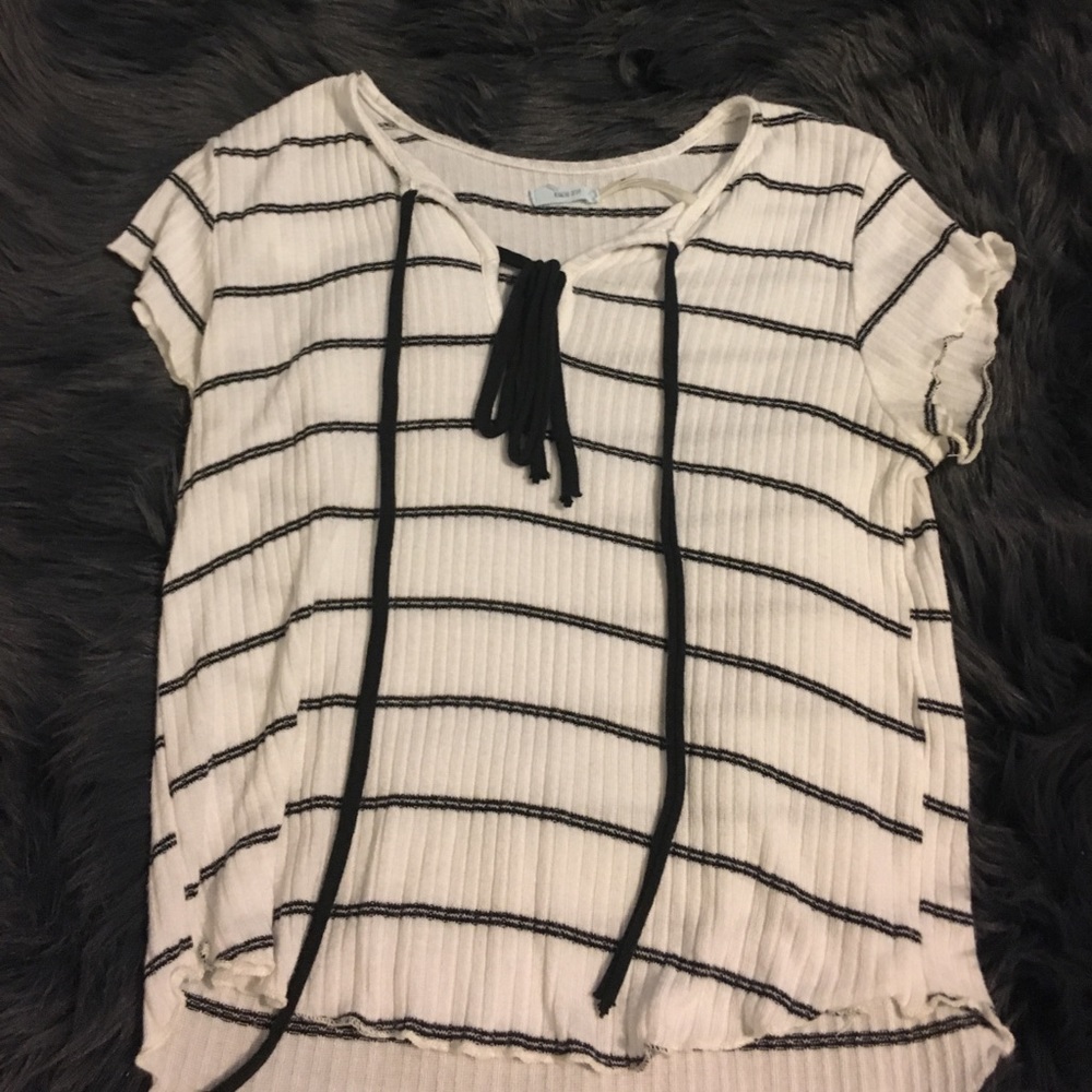 Striped Blouse/ Kimchi Blue 💙🖤