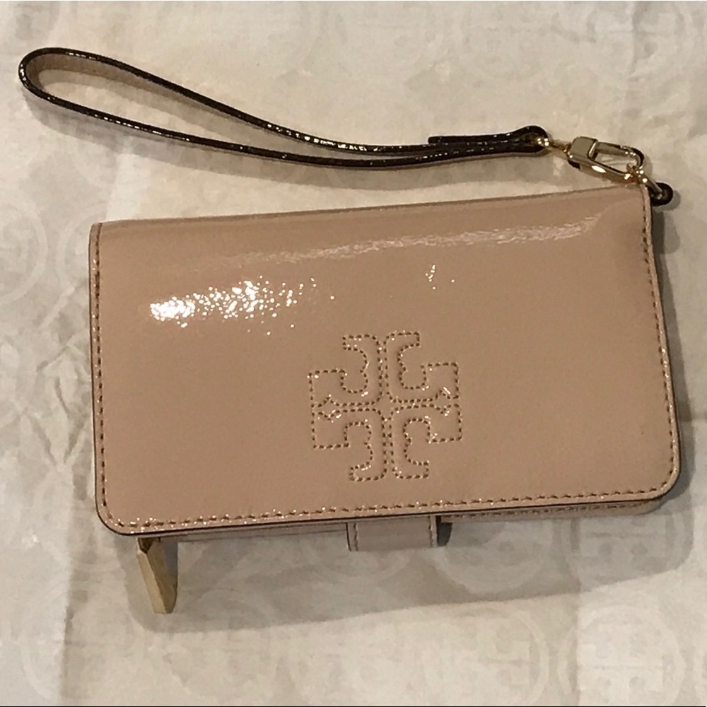 🌸Tory Burch wristlet 🌸