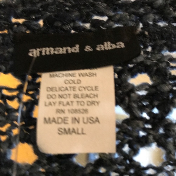 Knitted sweater - Picture 2 of 3