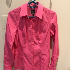 Express essential shirt size medium