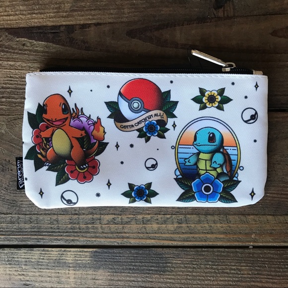 SOLD OUT Loungefly x Pokémon starters pouch - Picture 2 of 5