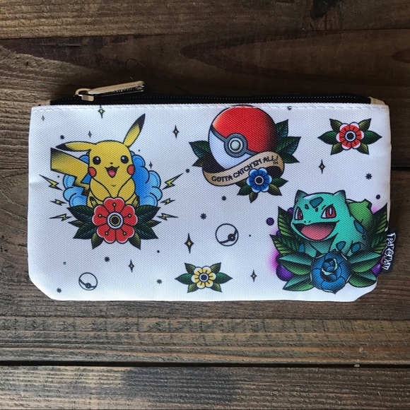 SOLD OUT Loungefly x Pokémon starters pouch - Picture 3 of 5