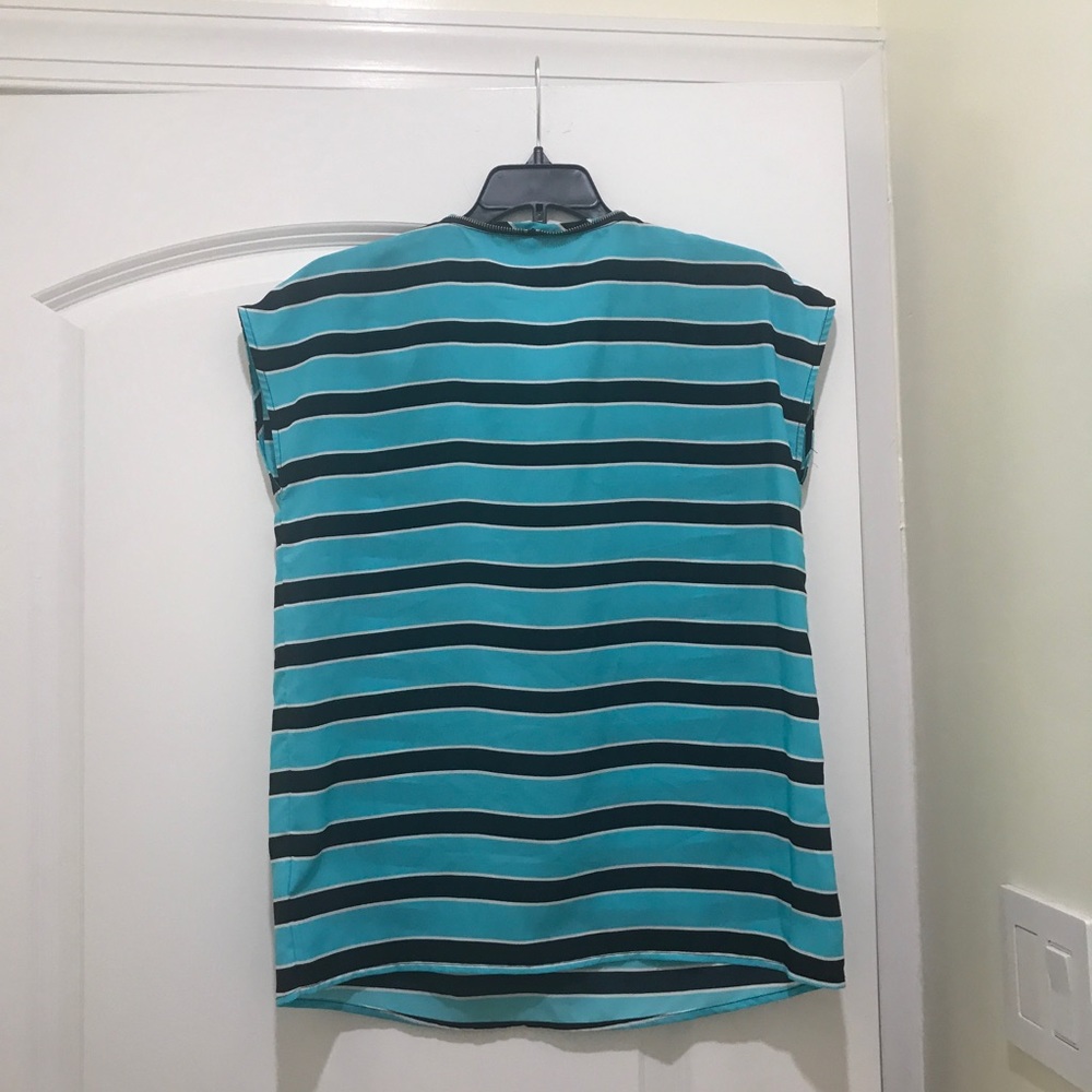 Michael Kors top - Picture 2 of 2
