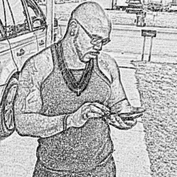 Meet your Posher, Adrian - Picture 1 of 1