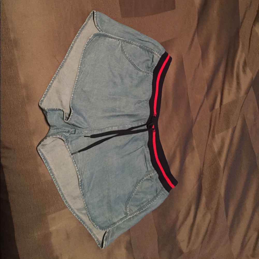 Super comfy American eagle drawstring shorts