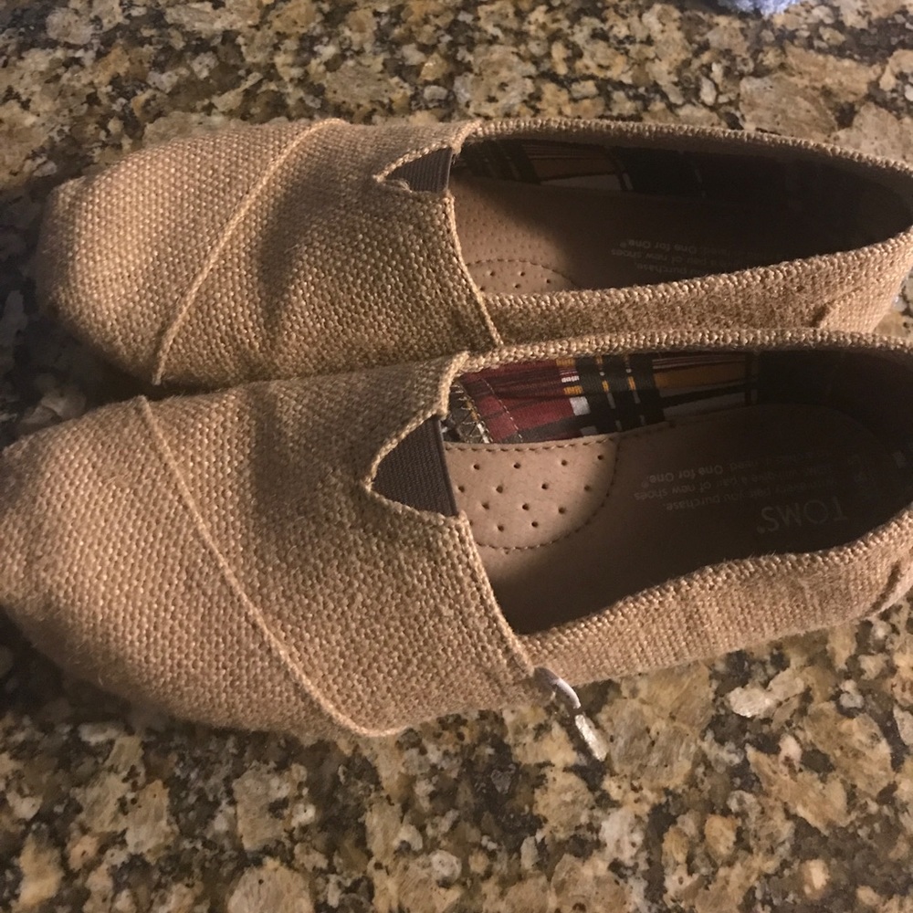 Burlap toms