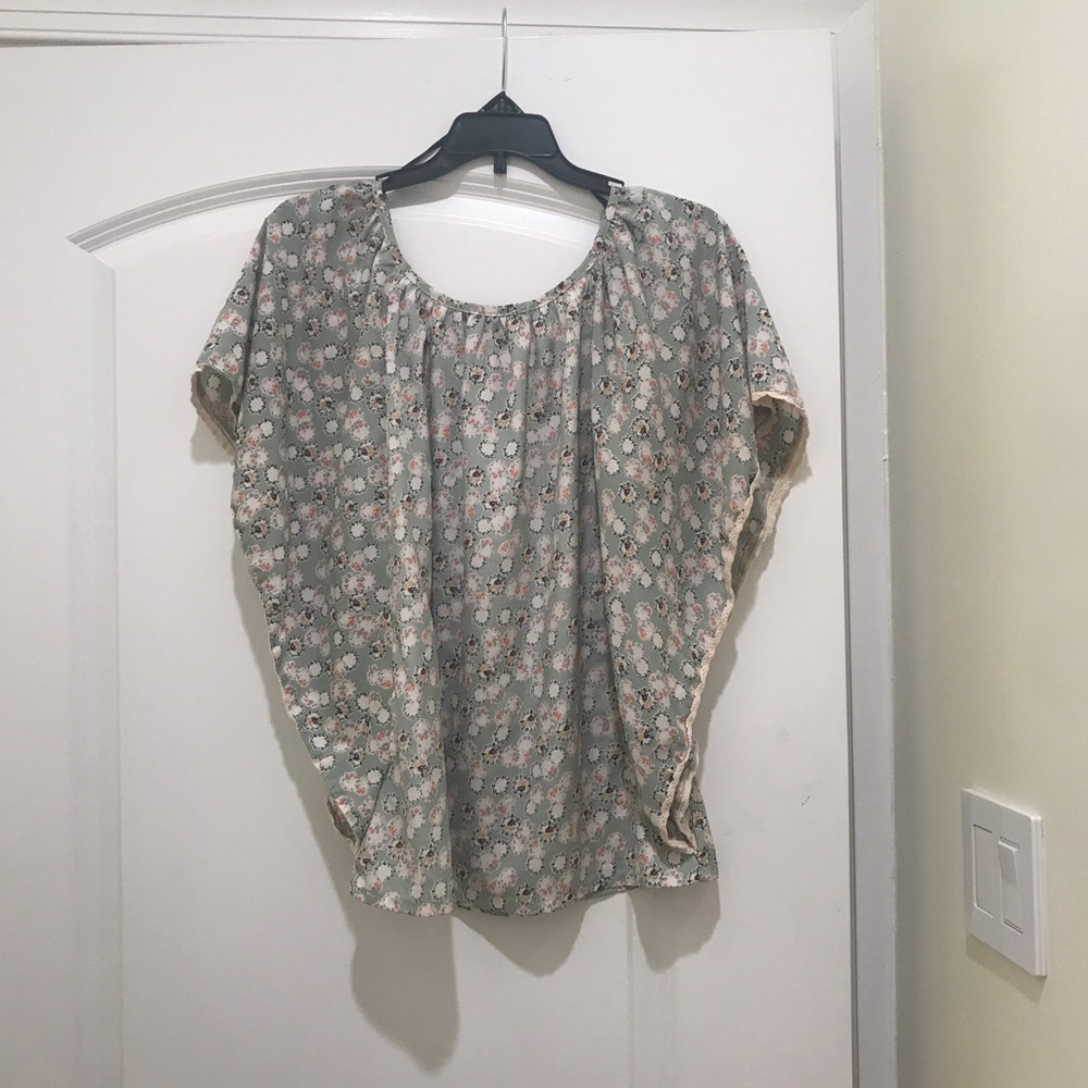 Forever 21 top - Picture 2 of 2
