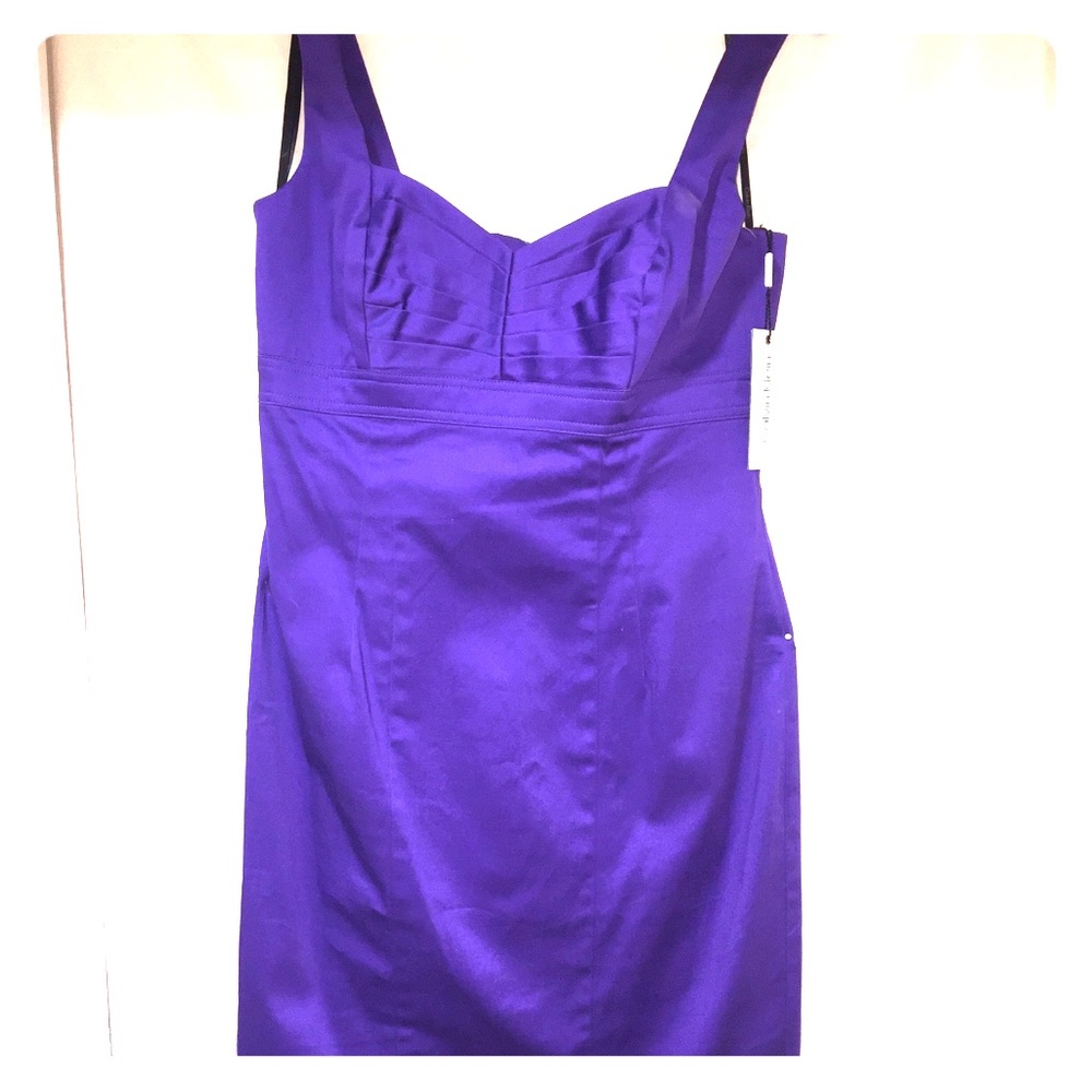 Calvin Klein woman mid dress color purple size 4