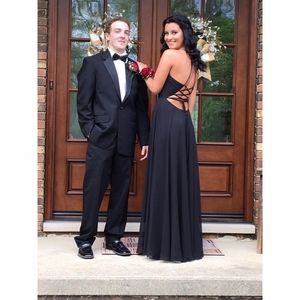 Meet your Posher, Raeven