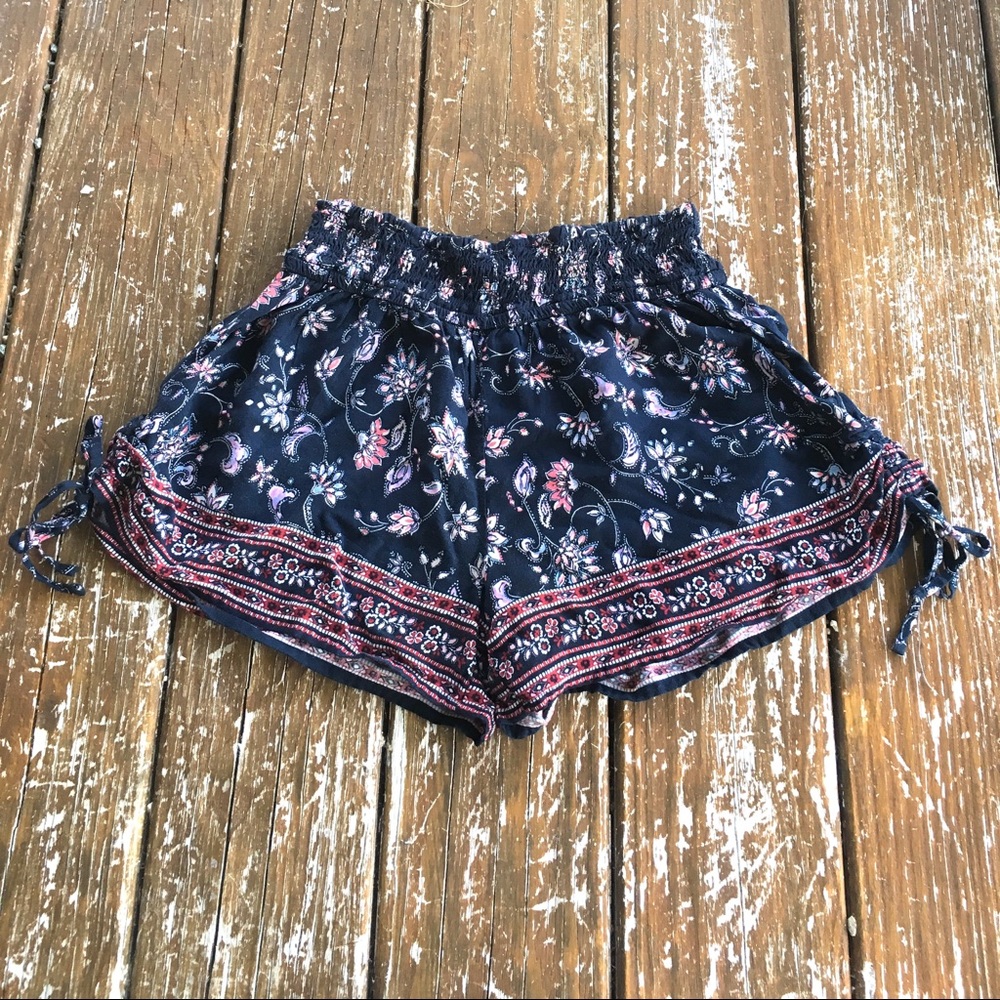 Floral, Flowy Hollister Shorts