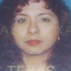 Meet your Posher, Esmeralda