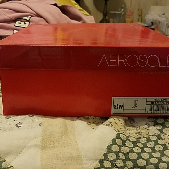 Woman's leather boots - Picture 2 of 5