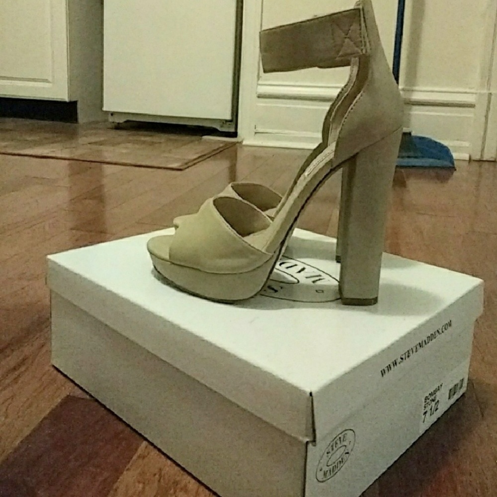 Steve Madden platform heels