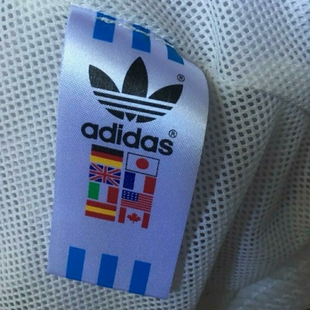 Limited edition girls adidas windbreaker - Picture 6 of 6