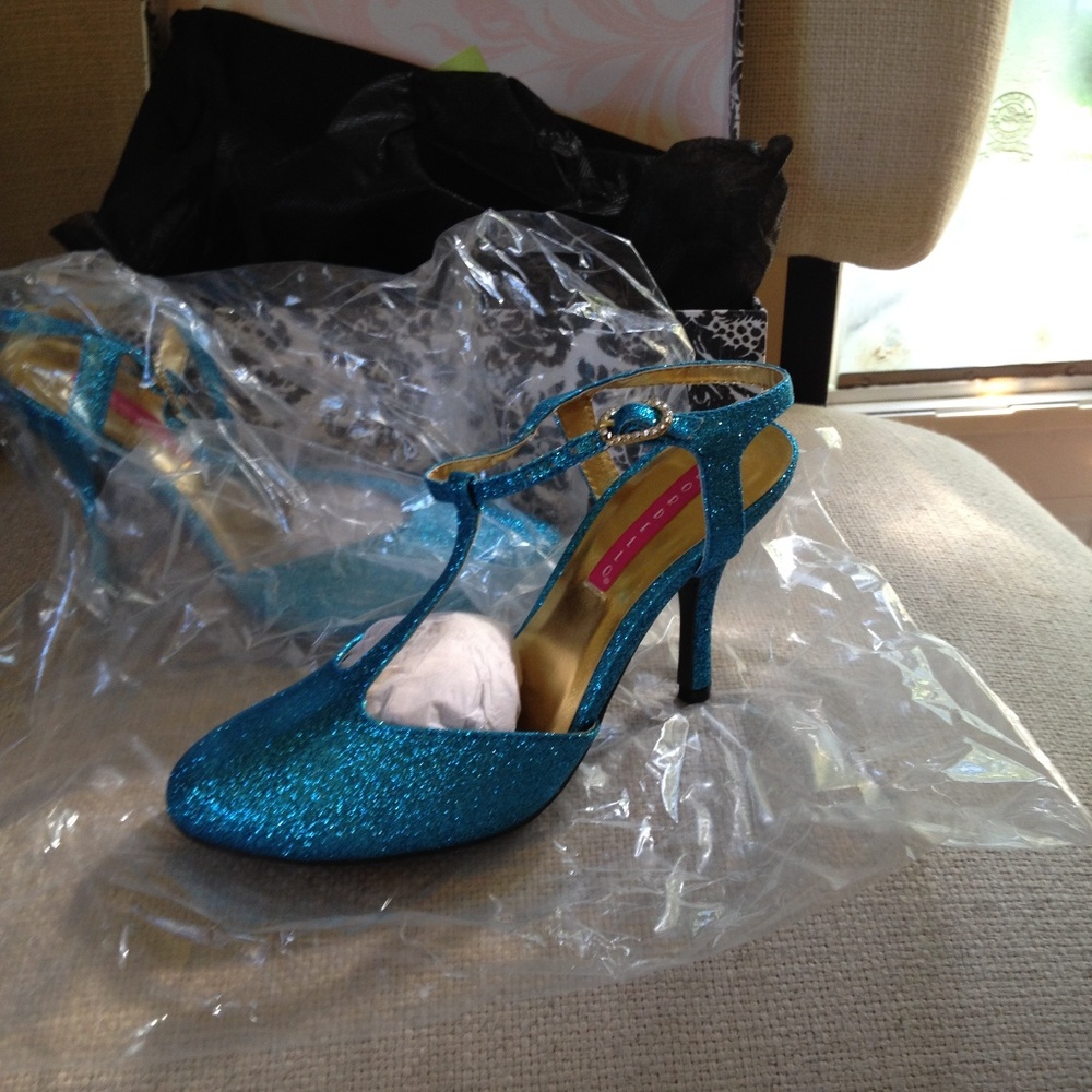 NIB Bordello Tea/ dark aqua glitter heels size 7