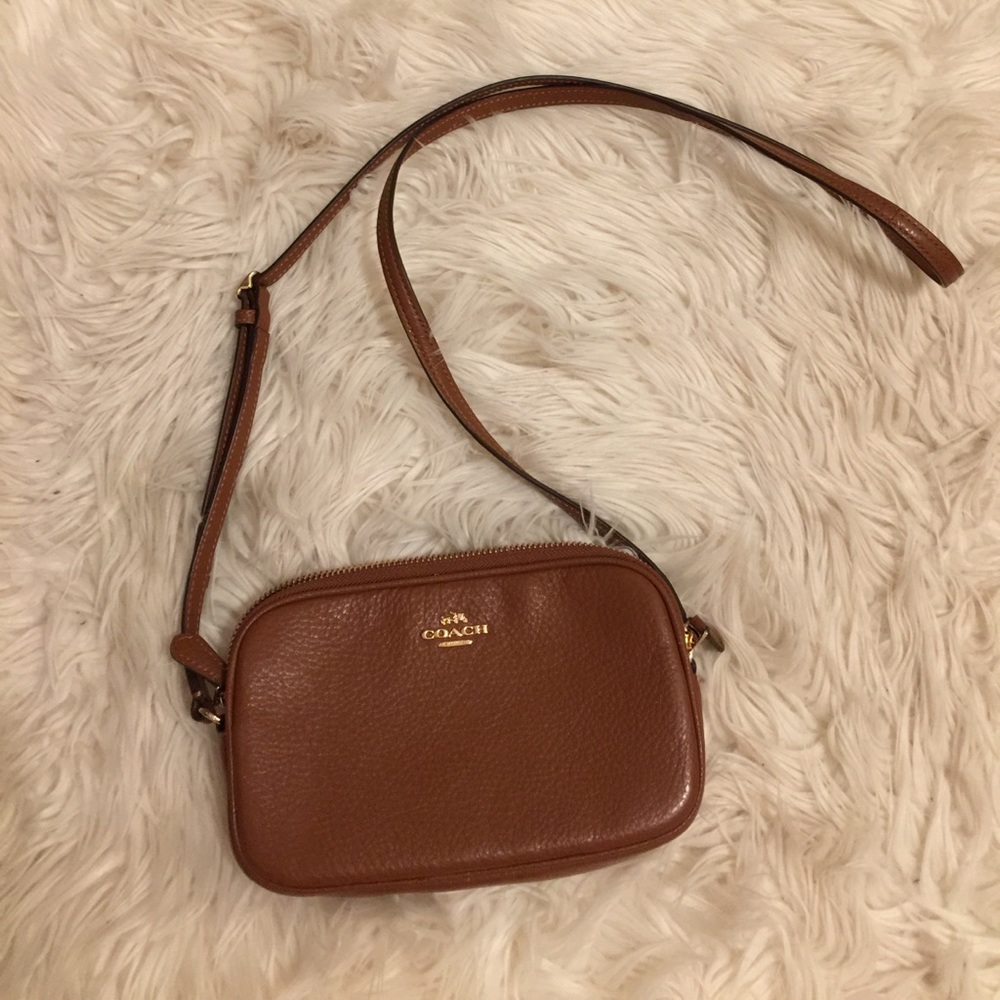 Coach Crossbody Pebble Leather Clutch