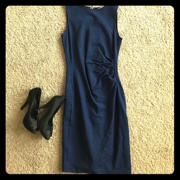Kenneth Cole Dresses & Skirts - *LAST PRICE DROP* Kenneth Cole Zipper Back Dress