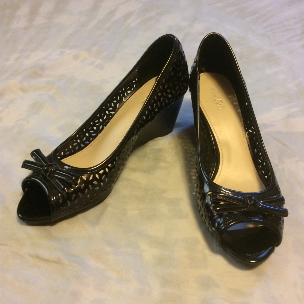 Open Toed Bow Detail Wedges