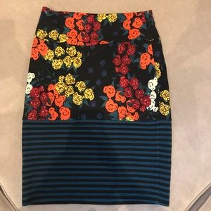LuLaRoe Cassie skirt