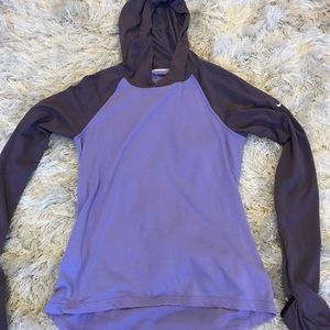 Nike Dri-Fit running top w/hood and hand warmers