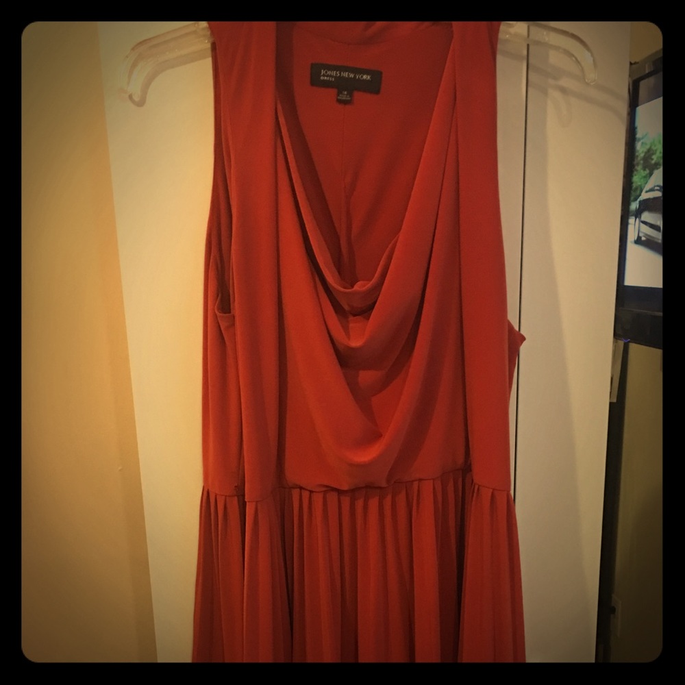 🎀JonesNY Cowl Neck Accordion Dress