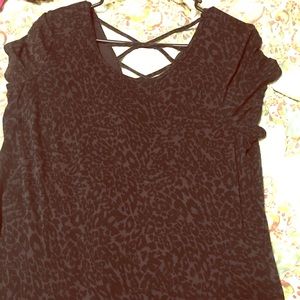 Maurice’s top