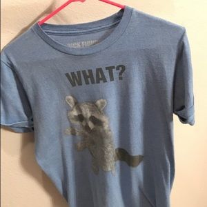 Short sleeved graphic raccoon tee