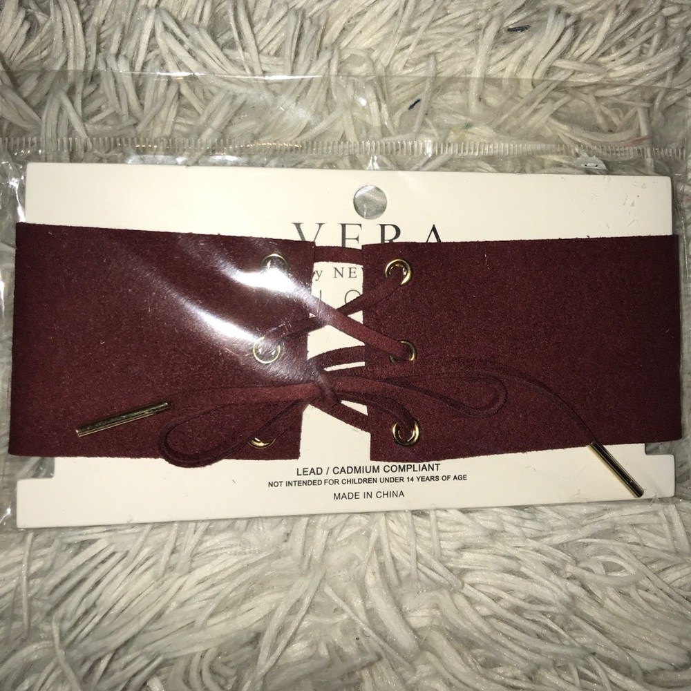 Maroon Choker - Picture 2 of 3