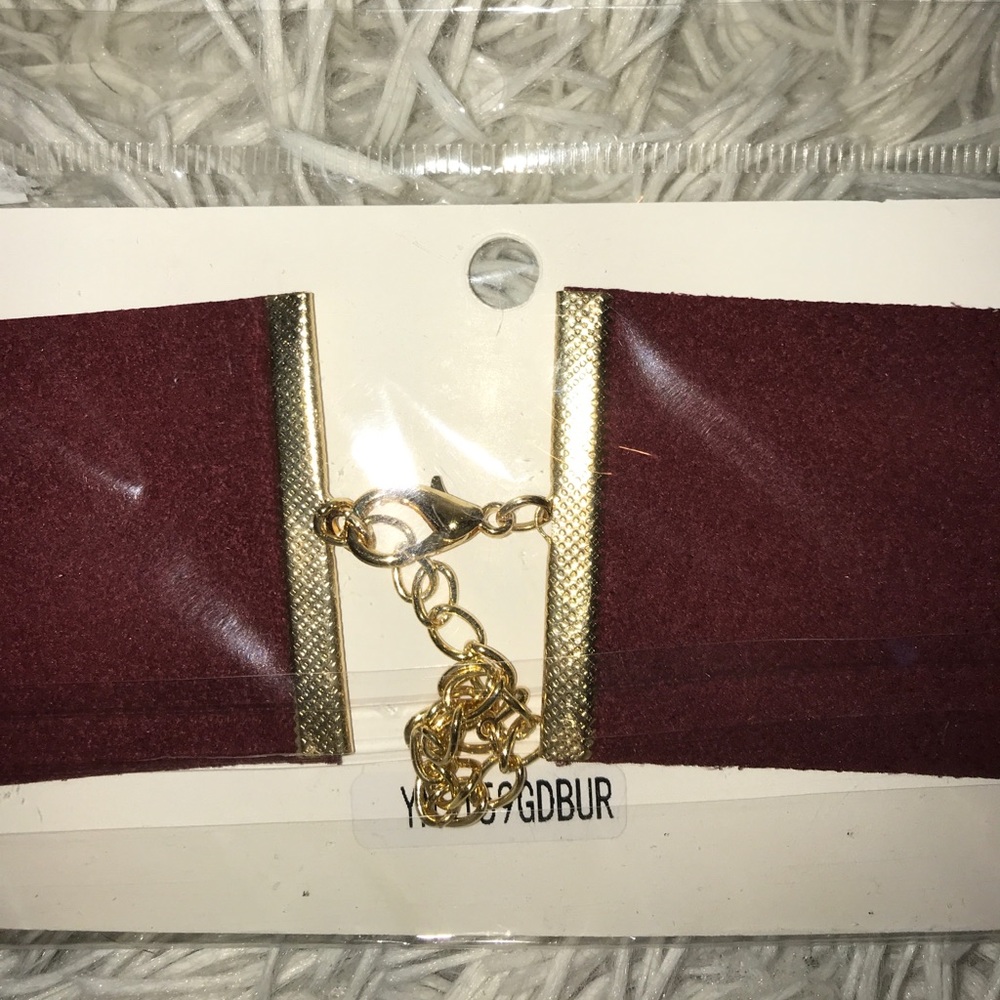 Maroon Choker - Picture 3 of 3