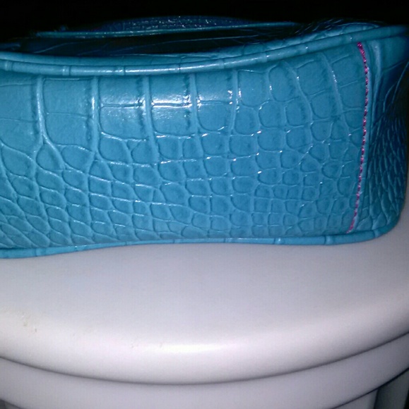 SOLD   Tommy Hilfiger Turquoise Handbag - Picture 7 of 8