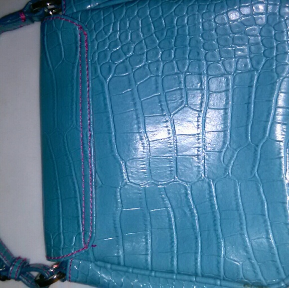 SOLD   Tommy Hilfiger Turquoise Handbag - Picture 8 of 8